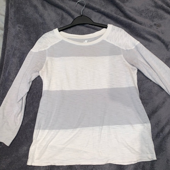 White & Light Grey Striped 3/4 Sleeve Shirt - Picture 5 of 7